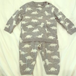 H&M 100% cotton dinosaur matching baby set
